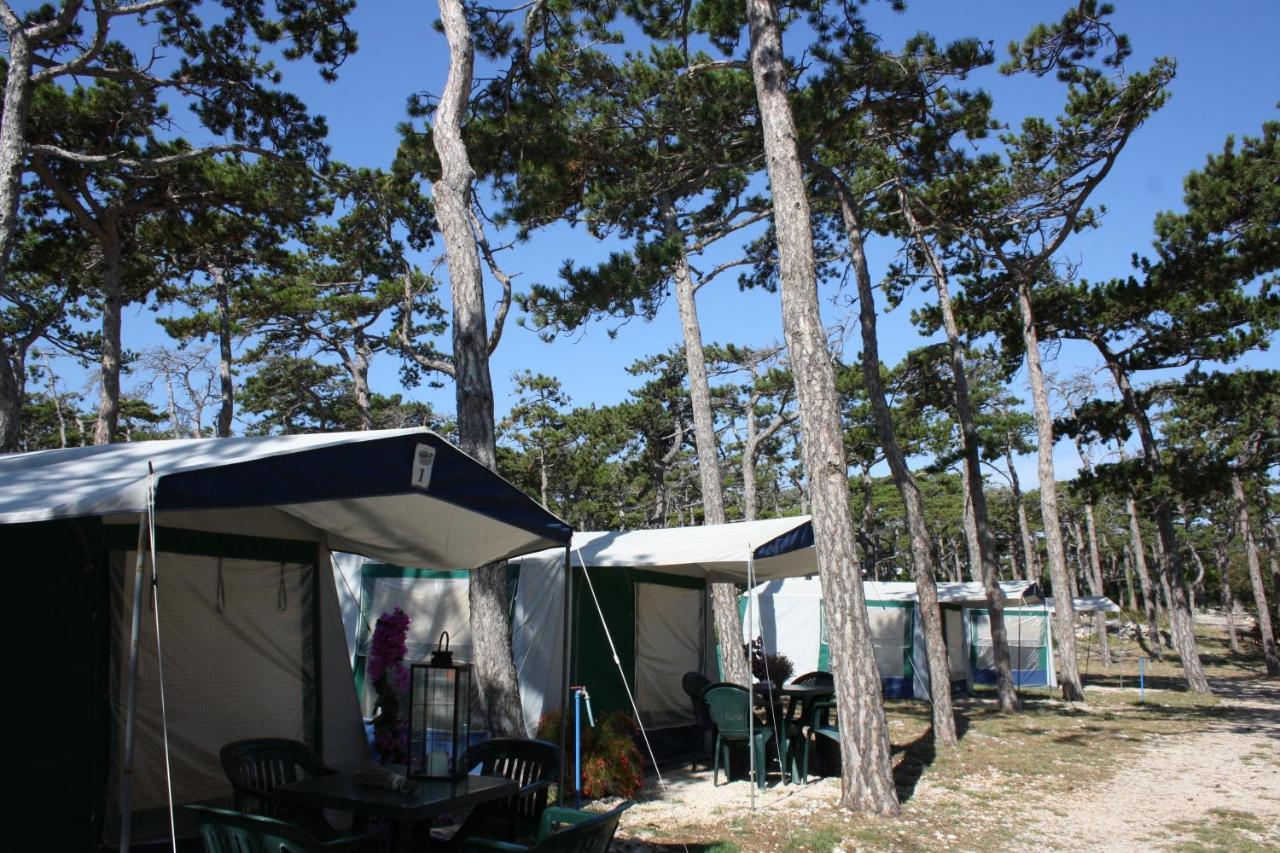 Camping Planik Hotell Ražanac Eksteriør bilde